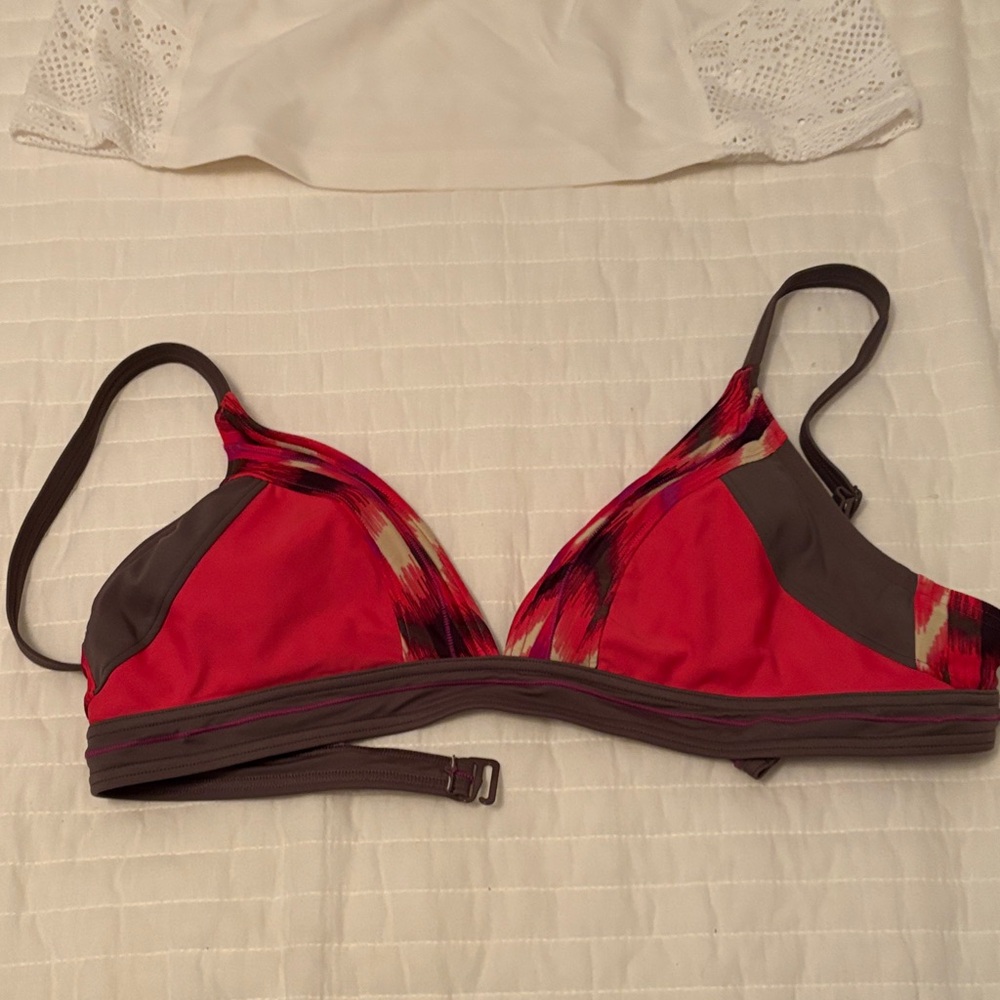 Prana Swimsuit Set - Picture 5 of 11